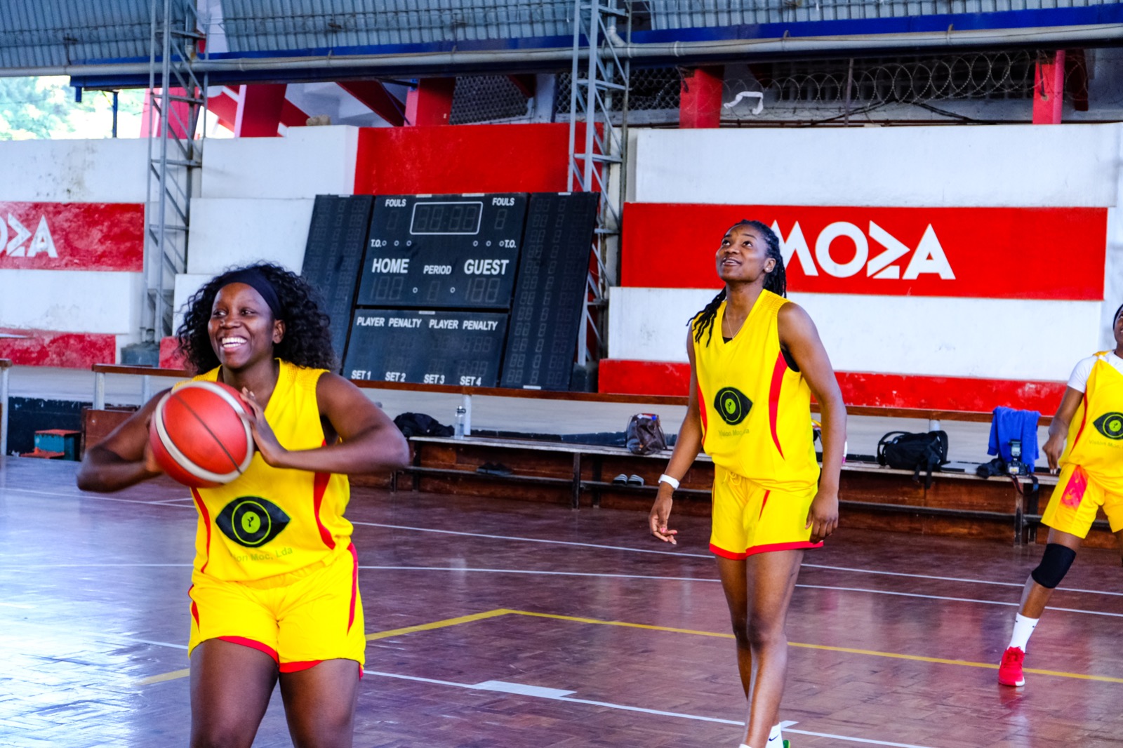 Jornal de Angola - Notícias - Basquetebol: Campeonato adiado para